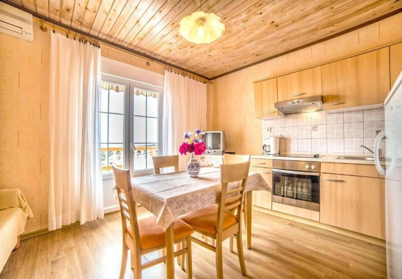 Apartments Dusa Banjol 0*,