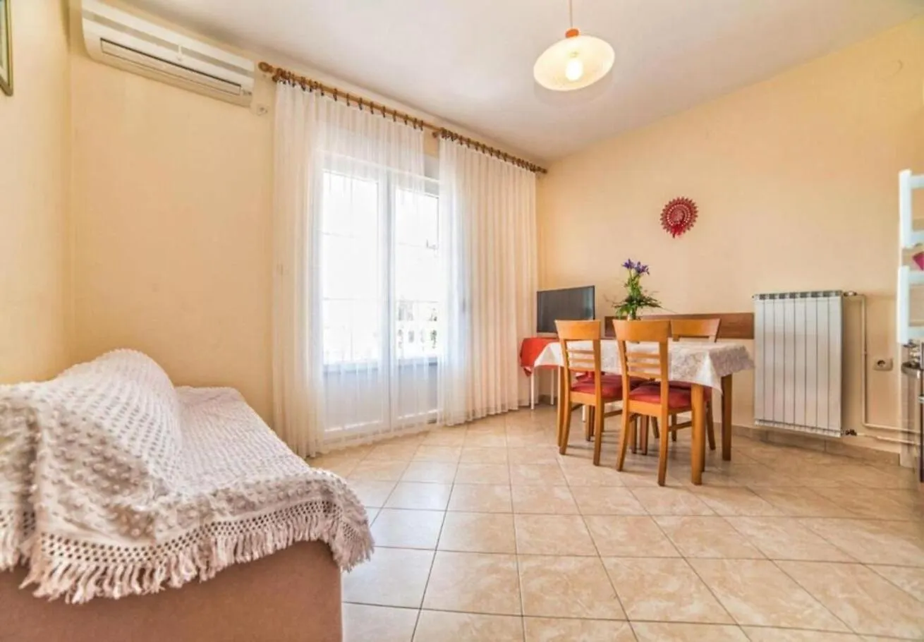 Apartments Dusa Banjol