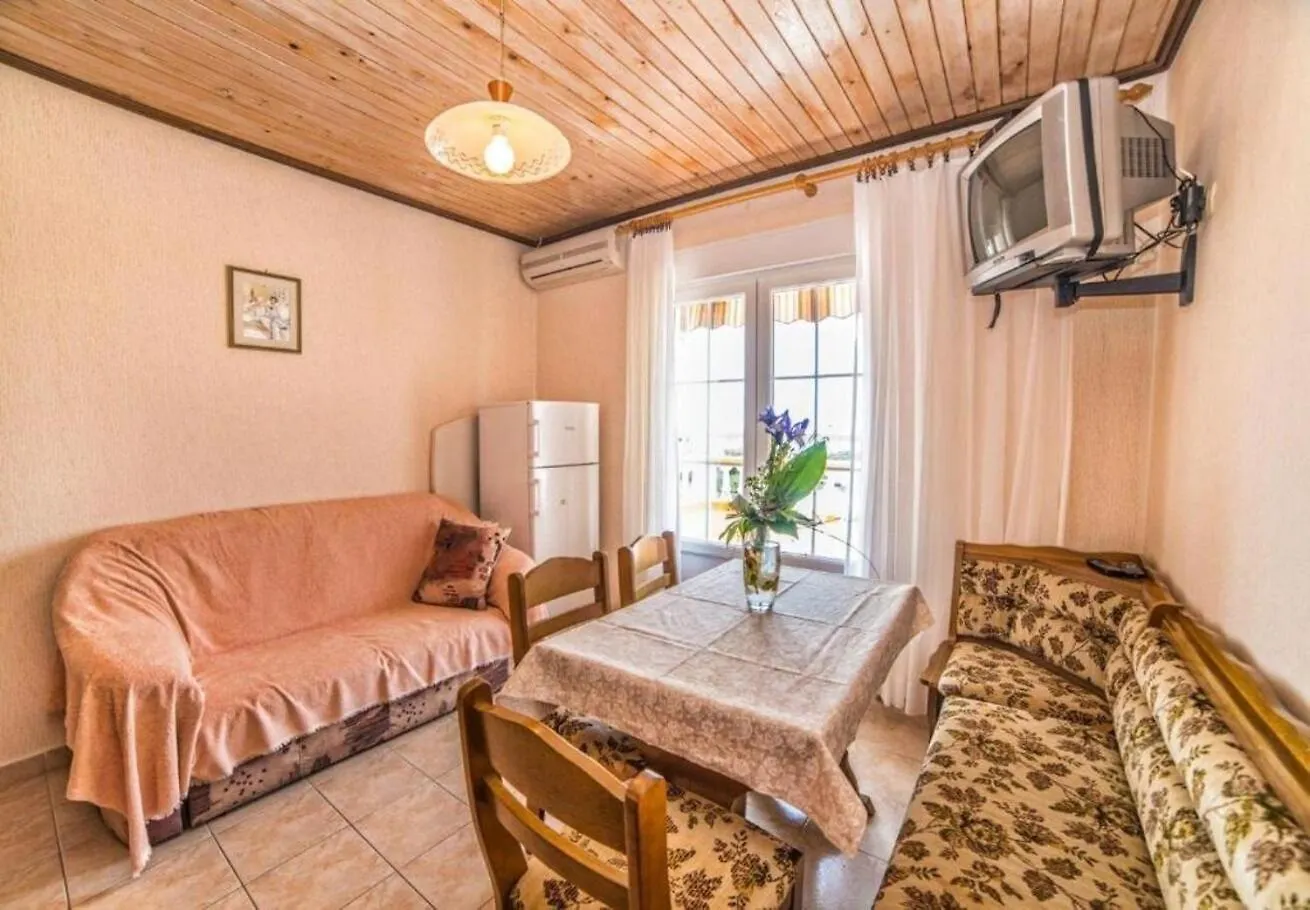 Apartments Dusa Banjol