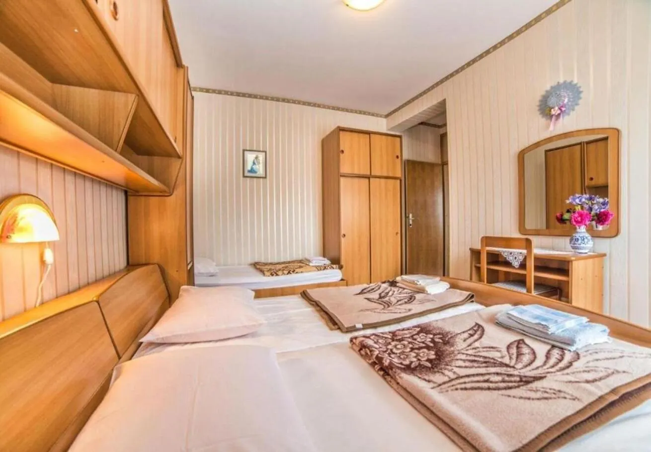 Apartments Dusa Banjol